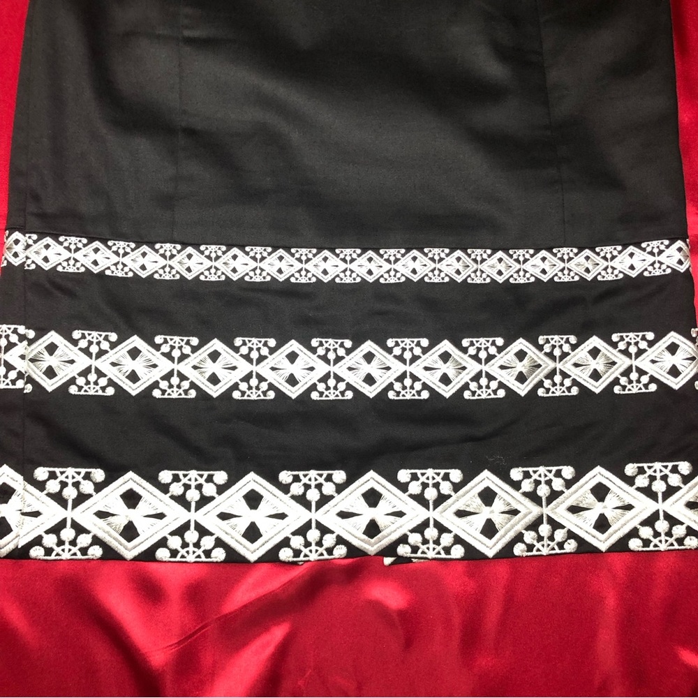 White House Black Market (WHBM) Black & White Embroidered Sheath Dress - Picture 5 of 11